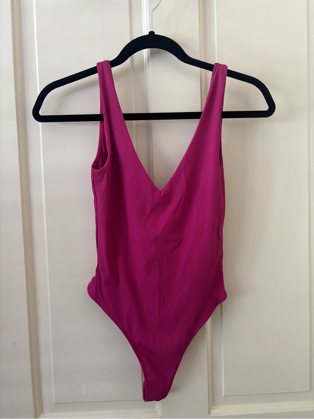 House of Harlow 1960 V-Neck Bodysuit